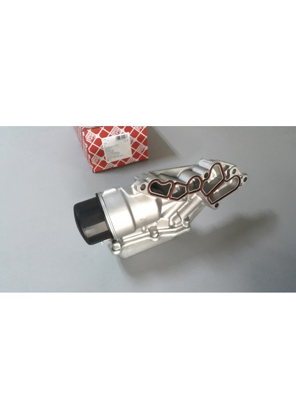 Mercedes C Serisi W203 Yağ Filtre Kütüğü + Soğutucu Febi