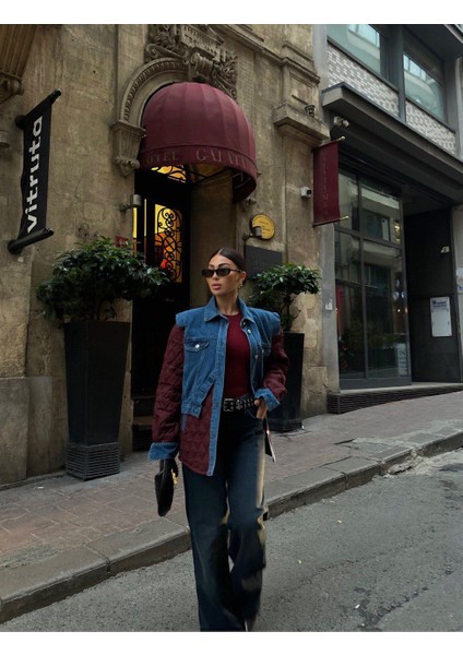 Kadın Oversize Denim Kapitone Mont – Bordo Kol Detaylı Şık Sonbahar Kış Montu indirimleri