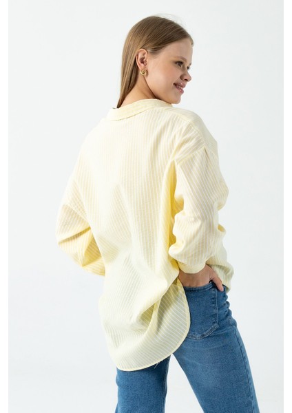 Kadın Uzun Kollu Pamuklu Oversize Çizgili Gömlek Sarı - 26Y 2021 fiyatları
