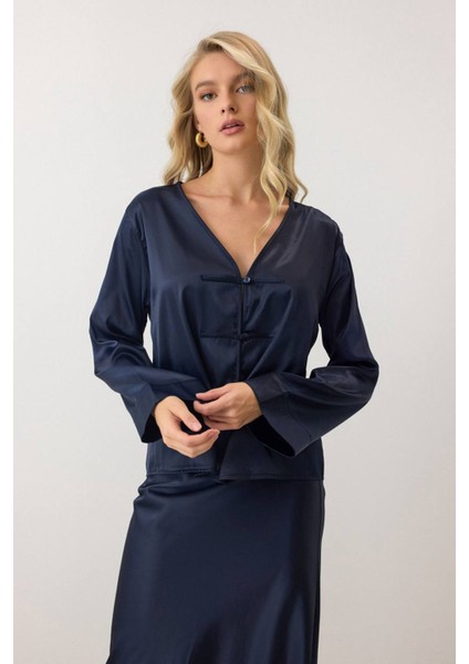 Kadın V Yaka Düğme Detaylı Uzun Kollu Gömlek Lacivert - 26K 2142 modelleri