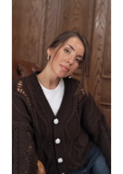 Keyymod Kadın Taşlı Düğmeli Ajurlu Makaron Kısa Hırka fiyatları