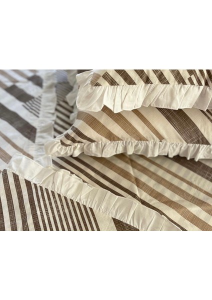 Kahverengi Renkli, Fırfırlı Yastık Kılıfı