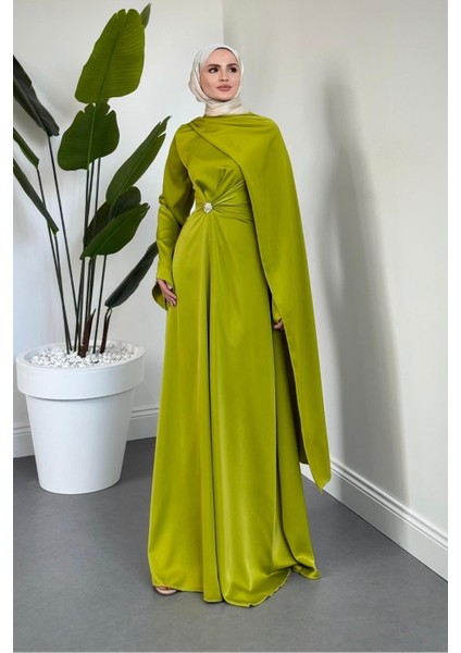Wave Broşlu Pelerinli Saten Abiye Yağ Yeşili modelleri