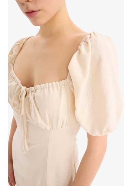 Kalp Yaka Yırtmaçlı Keten Karışımlı Kısa Kollu Midi Elbise C0941AX25SM