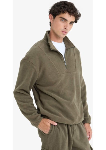 Boxy Fit Dik Yaka Yarım Fermuarlı Polar Sweatshirt E8632AX25WN modelleri