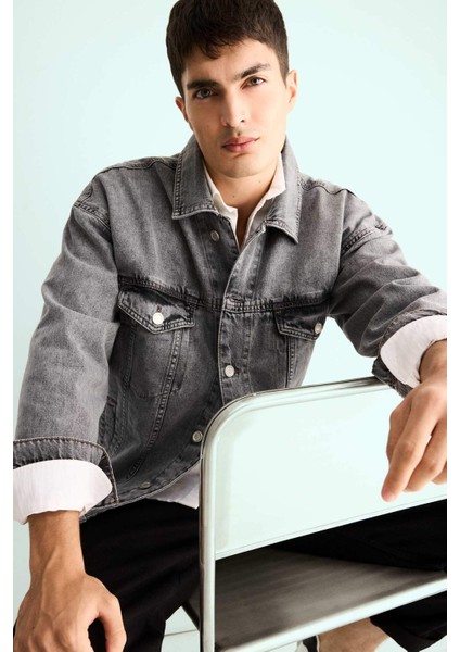Oversize Geniş Kalıp Düğmeli Denim Ceket F4736AX25AU