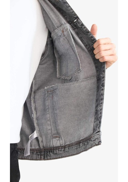 Oversize Geniş Kalıp Düğmeli Denim Ceket F4736AX25AU