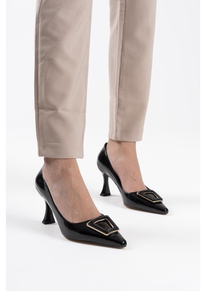 Nora Kadın Siyah Rugan Ayakkabı modelleri