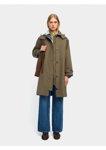 Cepli ve Kapüşonlu Parka