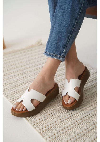 Borlina Beyaz Hakiki Deri Terlik indirimleri