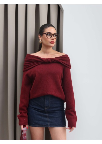 Açık Omuz Düğümlü Triko Kazak fırsatları