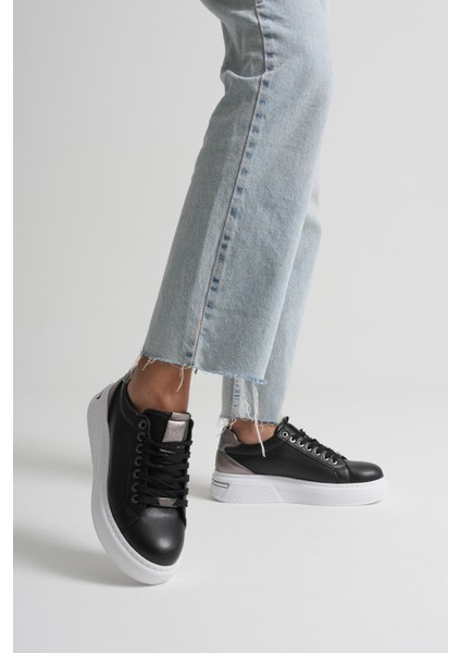 Vega Platin Detaylı Siyah Kadın Spor Ayakkabı indirimleri