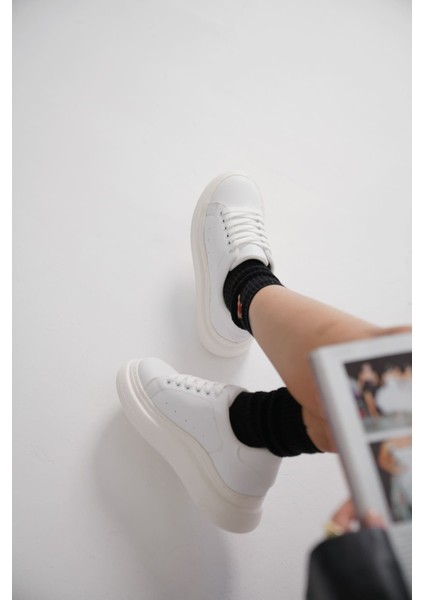 Bella Beyaz Kadın Spor Ayakkabı fiyatları