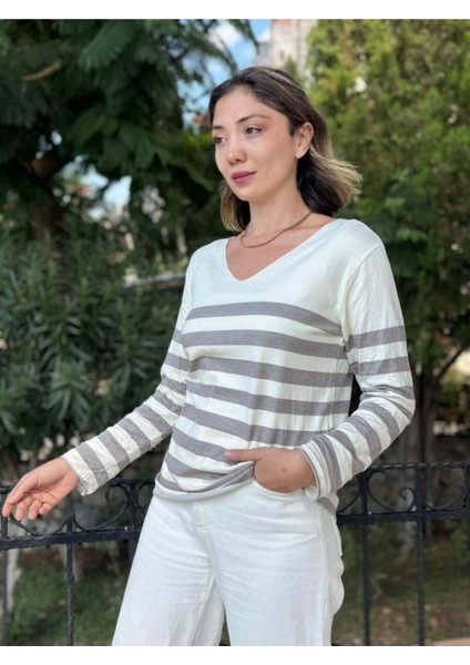 NC20251 Italyan Yatay Çizgili V Yaka Triko Bluz Vizon fırsatları