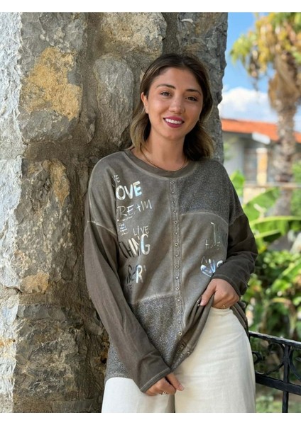 NC53761 Italyan Yazılı ve Taşlı Coton Sweatshirt Vizon