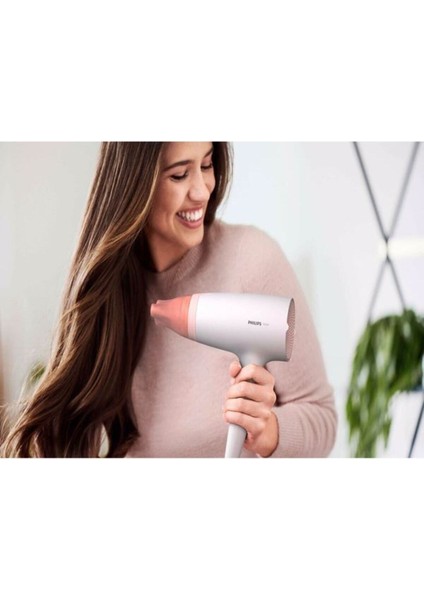 Çok Renkli 1600W Güçlü Saç Kurutma Makinesi fırsatları