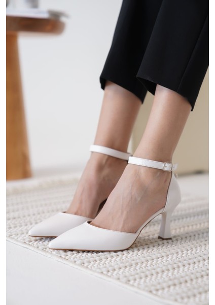 Clara Kadın Beyaz Topuklu Ayakkabı