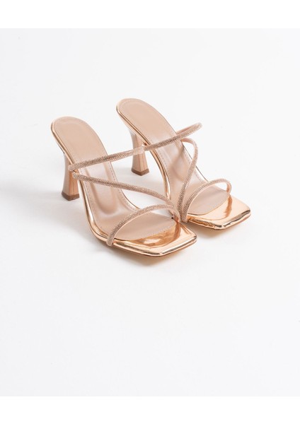 Capella Altın Taşlı Topuklu Kadın Terlik fiyatları