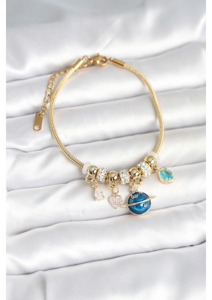 Pirinç Gold Renk Dünya Charmlı Kadın Bileklik - EBJ251004W38056