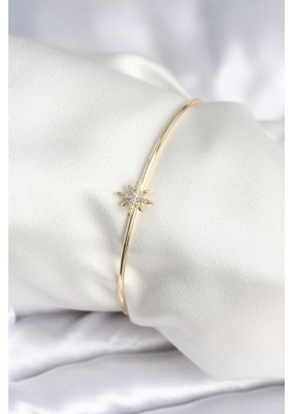 Kutup Yıldızı Figür Pirinç Gold Renk Kadın Bileklik - EBJ251004W38068