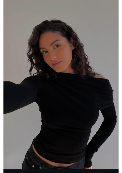 Siyah Kadın Off Shoulder Uzun Kollu Bluz MG2567