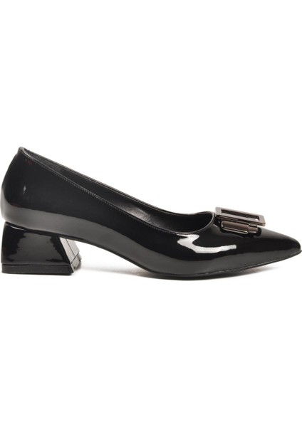 451133 Z Siyah Rugan Kadın Günlük Ayakkabı fiyatları