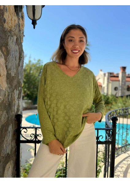 NC20662 Italyan Kendinden Desenli V Yaka Triko Bluz Fıstık indirimleri