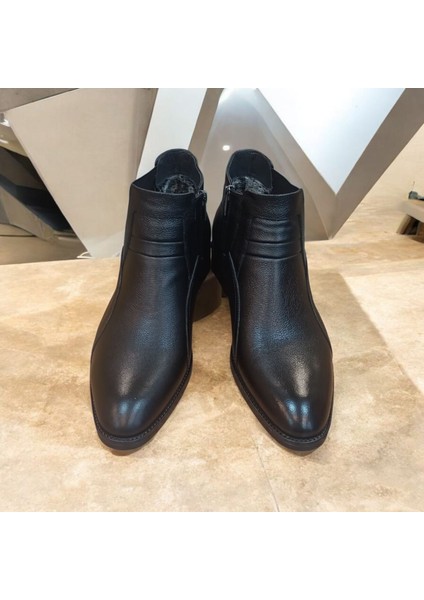 Erkek Hakiki Deri Bot Fantazi Kalıp Kauçuk Kaydırmaz Taban Ince Zarif Siyah ve Kahve S2023 Ayakkabı