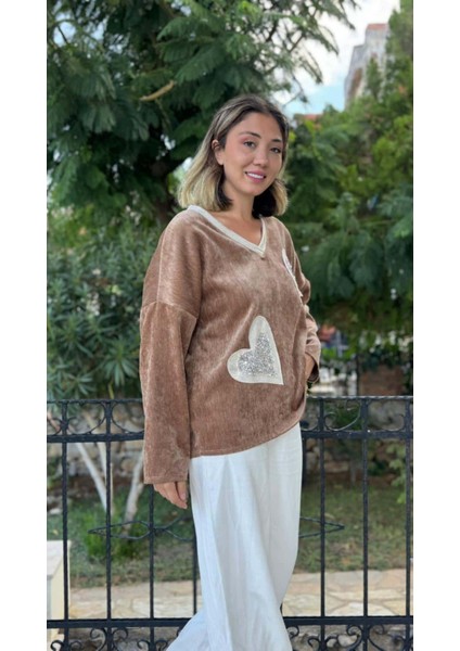 LS1119 Italyan Kalp Desenli Kadife Bluz Camel