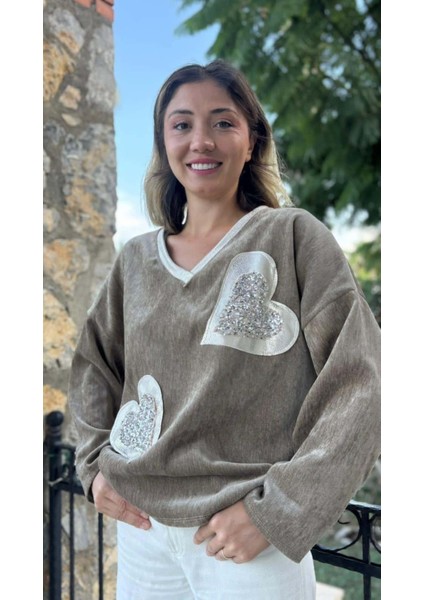 LS1119 Italyan Kalp Desenli Kadife Bluz Vizon