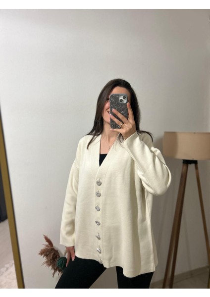 Gümüş Düğmeli Yeni Sezon Hırka