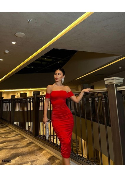 Kadın Düşük Omuz Drapeli Midi Elbise 583027 Kirmizi modelleri