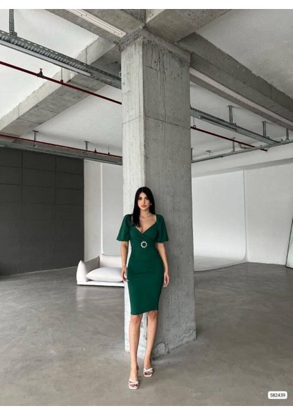 Kendinden Kemerli Krep Kumaş Kısa Kollu Elbise 582439 Zumrut fırsatları