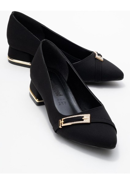 Kadın Tokalı Topuklu Ayakkabı; Siyah Zra