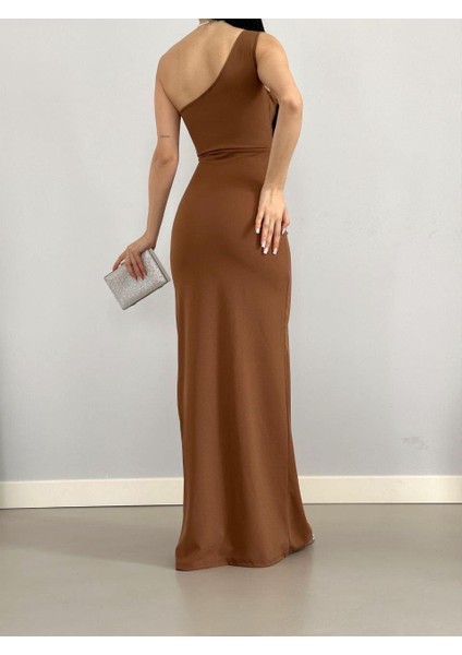 Fırfır Detaylı Yırtmaçlı Uzun Abiye Elbise 582119 Camel fiyatları