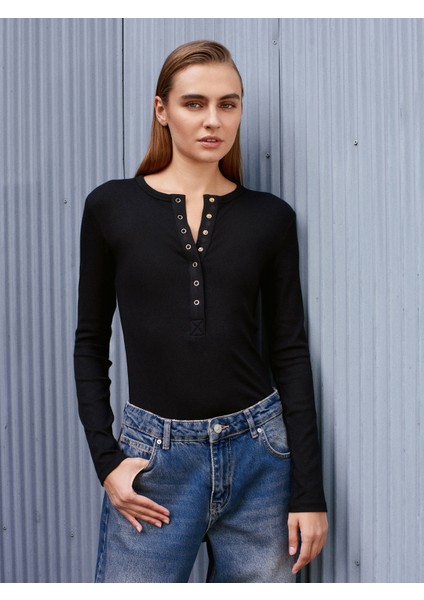 32024 Çıtçıtlı Modal Karışımlı Top-Siyah modelleri