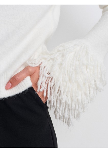 60992 Kolu Püsküllü Triko Hırka-Ekru fırsatları