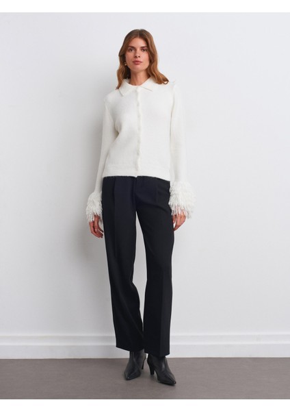 60992 Kolu Püsküllü Triko Hırka-Ekru indirimleri