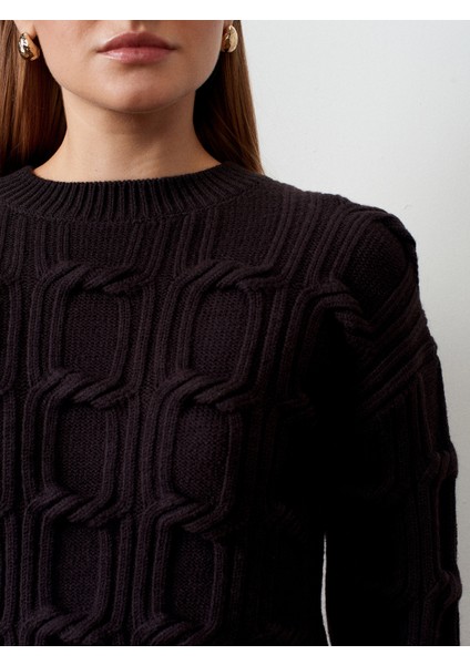 10825 Kabartma Detaylı Triko Kazak-Koyu Kahve fırsatları