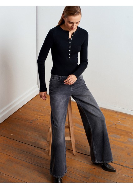 10819 Düğmeli Yün Karışımlı Ince Triko-Siyah modelleri