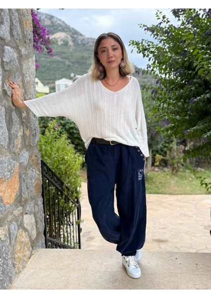 LS8713 Italyan Çizgi Desenli Triko Bluz Beyaz modelleri