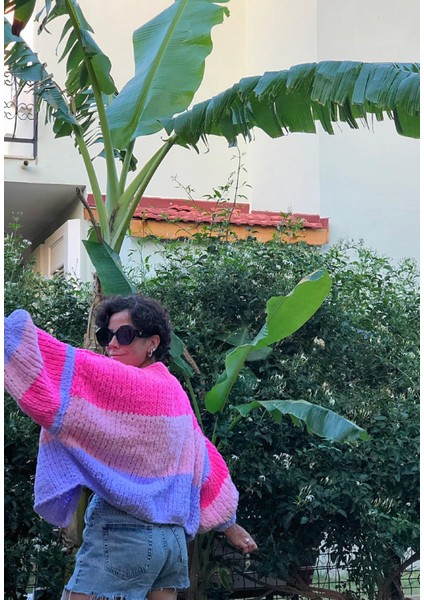 Kadın Oversize Çok Renkli Pembe Hırka Salaş Ceket Pofidik Yumuşak Dokulu Crop
