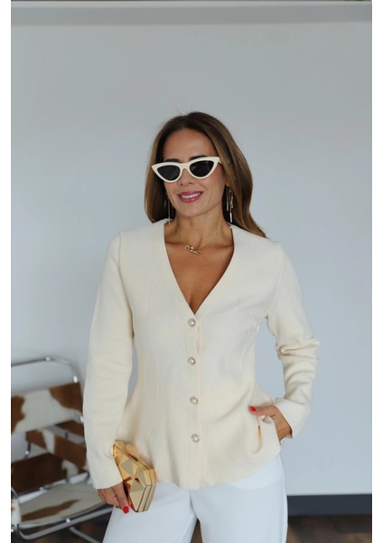 Ekru Inci Düğme Detay Volanlı Hırka
