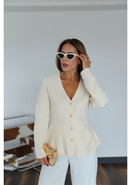 Ekru Inci Düğme Detay Volanlı Hırka modelleri