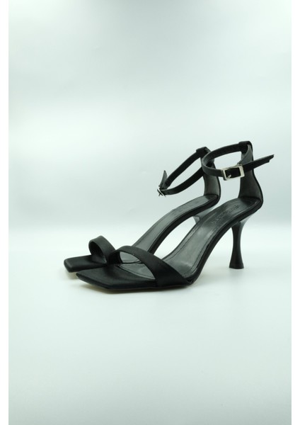 Saten Tek Bant Stiletto