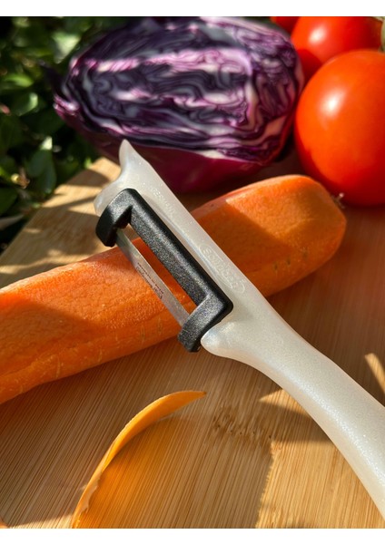 Pırıltılı Beyaz Dik Soyacak – Paslanmaz Alman Çeliği, Ergonomik Sap, Yüksek Keskinlik fiyatları