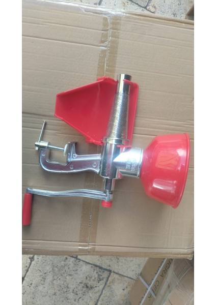 Tuğra Çelik Manuel Salça Yapma Makinesi fiyatları