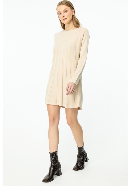 45365 Onteks Çizgi Kabartmalı Elbise modelleri