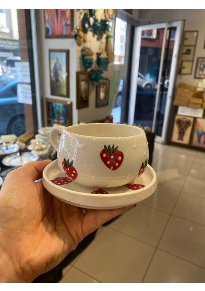 2 Kişilik El Yapımı Çilek Desenli Seramik Kupa Takımı - Çay Kahve Sunum Seti