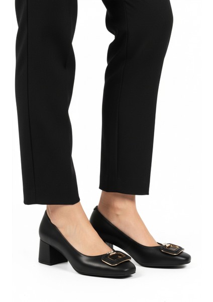 Siyah Kadın Topuklu Ayakkabı